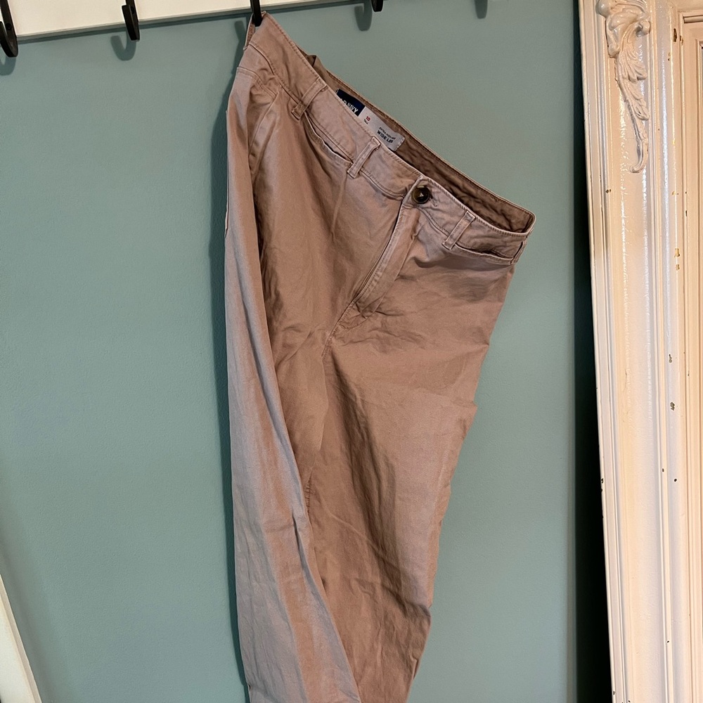 Old Navy: Extra Wide Leg Cropped Chino